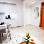 Esplanade Old Town Center - Self Check-in - Fast Wifi - Smart Tv 公寓 里加