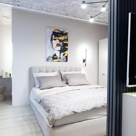 Esplanade Old Town Center - Self Check-in - Fast Wifi - Smart Tv *