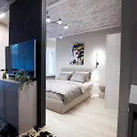 Esplanade Old Town Center - Self Check-in - Fast Wifi - Smart Tv * Ryga