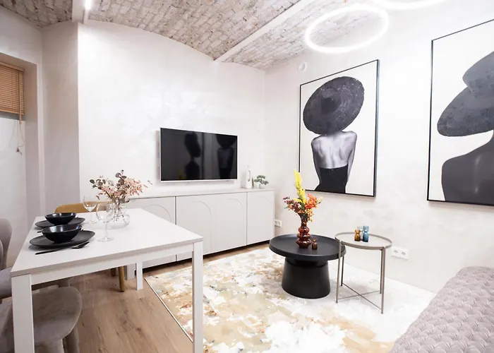 Esplanade Old Town Center - Self Check-in - Fast Wifi - Smart Tv Riga