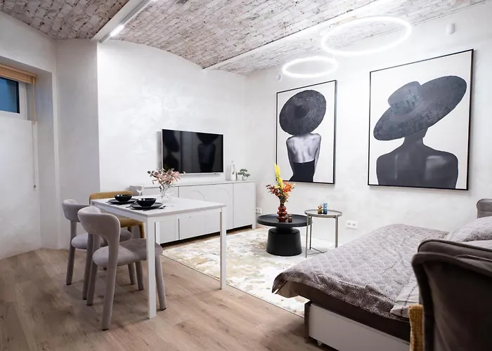 Dzīvoklis Esplanade Old Town Center - Self Check-in - Fast Wifi - Smart Tv *